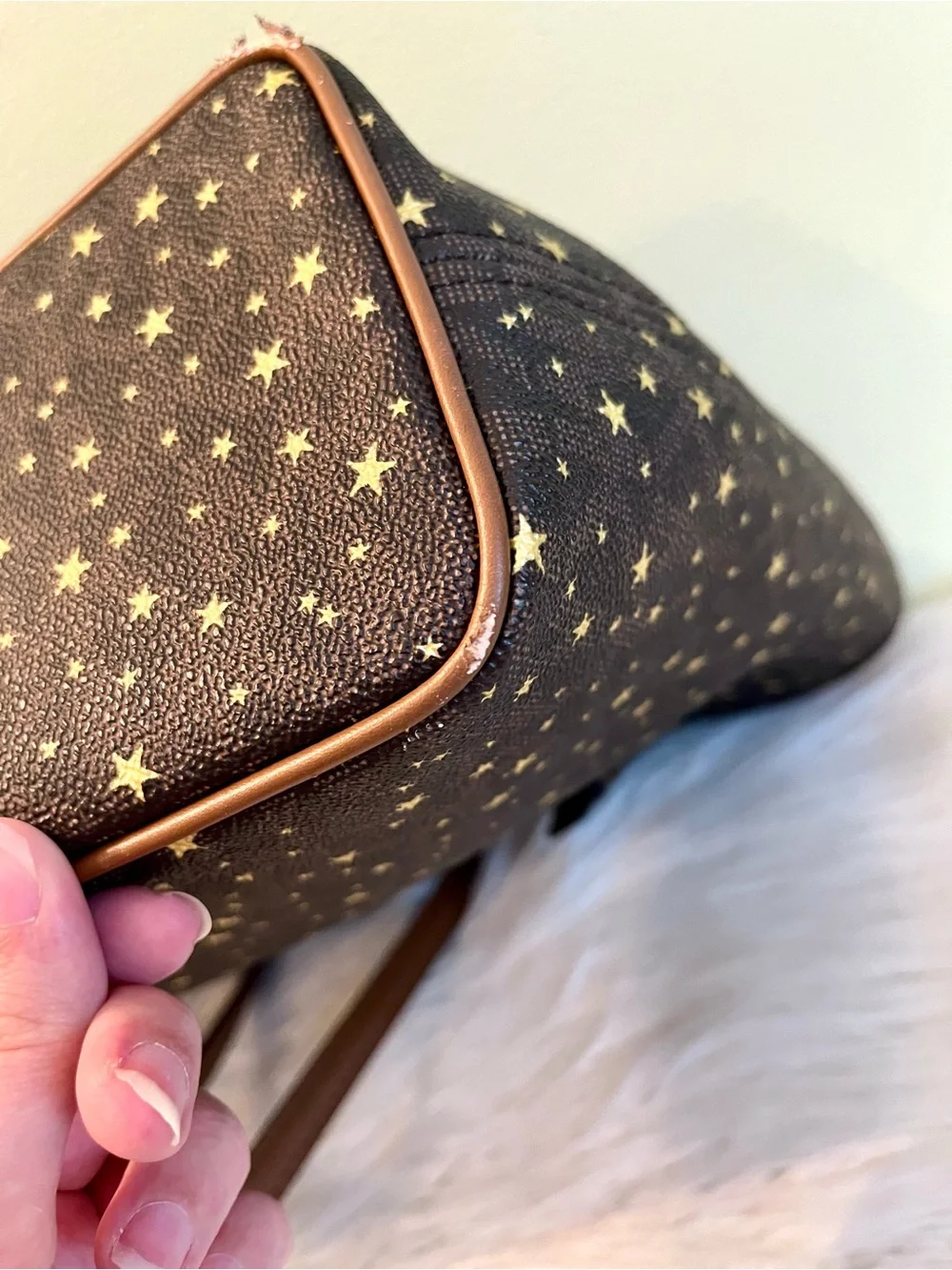 Michael Kors Jet Set Charm Gold Star Tote